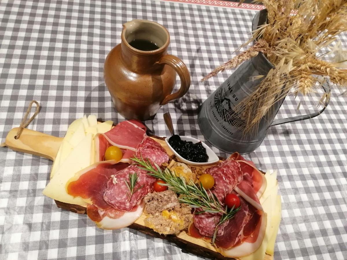 Auberge Chez Gabrielle - Vallee De Lesponne Beaudean ภายนอก รูปภาพ